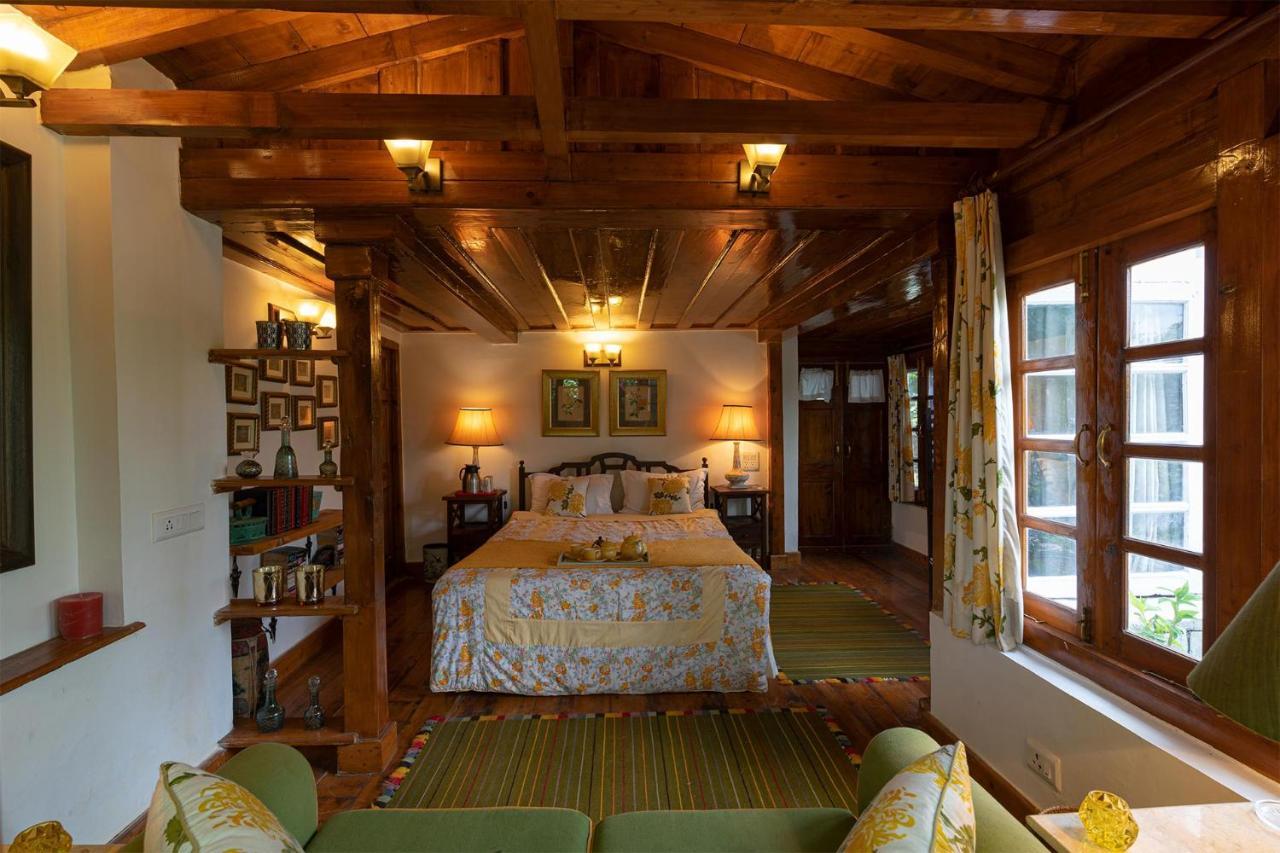 Stayvista At Violet Hill With Bonfire, Gazebo & Hill View Σίμλα Εξωτερικό φωτογραφία