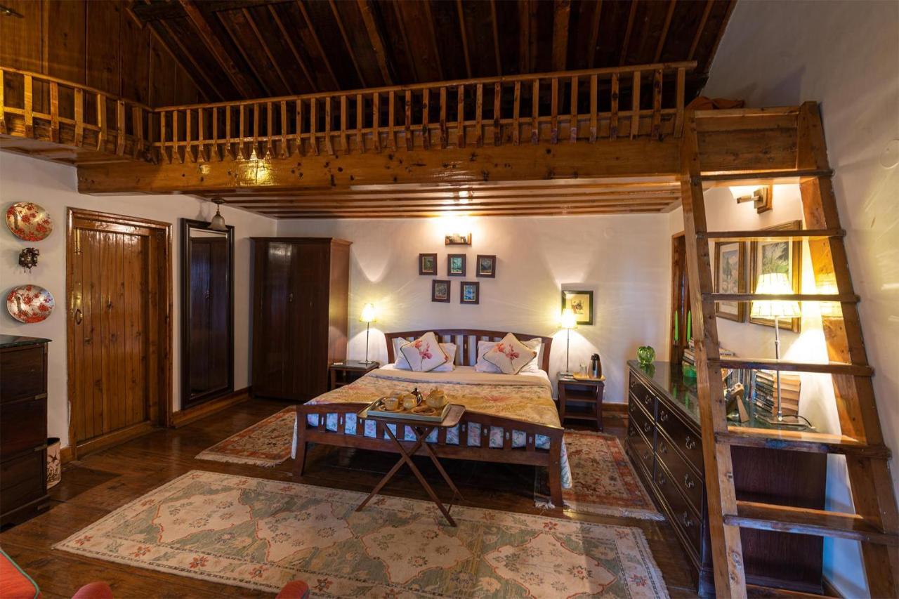 Stayvista At Violet Hill With Bonfire, Gazebo & Hill View Σίμλα Εξωτερικό φωτογραφία