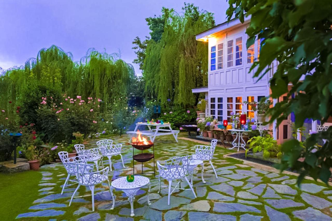 Stayvista At Violet Hill With Bonfire, Gazebo & Hill View Σίμλα Εξωτερικό φωτογραφία
